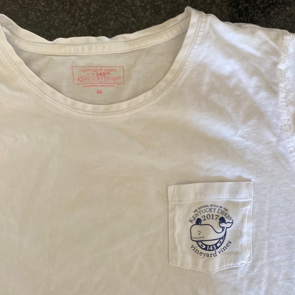 Vineyard Vines Womens tshirt medium